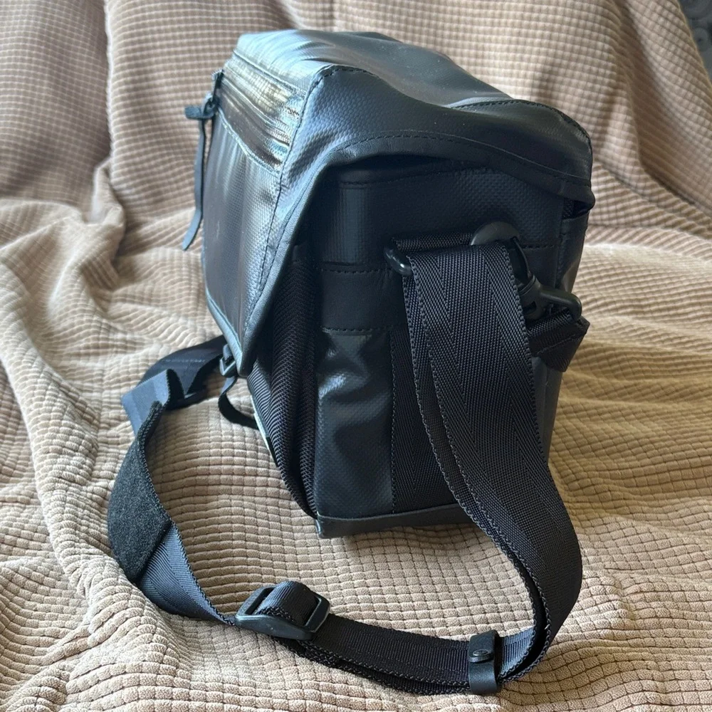 Artisan & Artist Waterproof Camera Bag WCAM-7500 Made in Japan